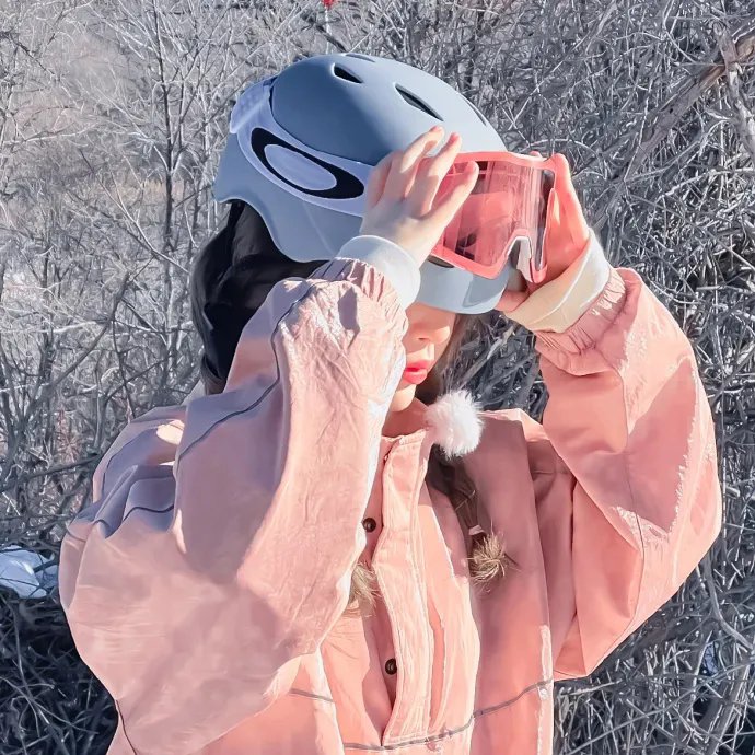 娜塔莉亚封面